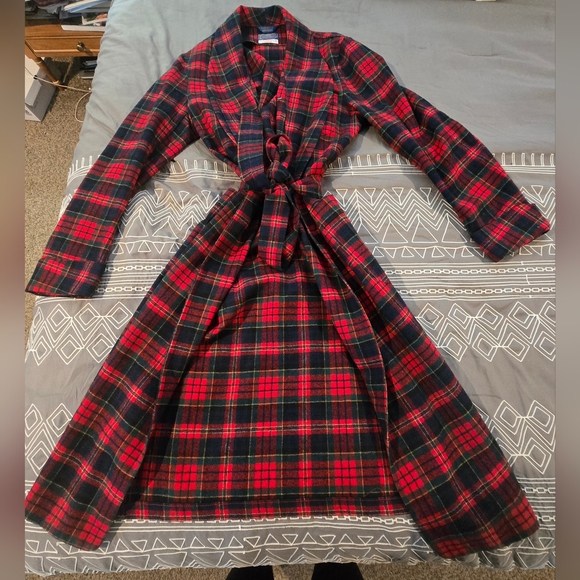 Pendleton | Intimates & Sleepwear | Vintage Pendleton 0 Virgin Wool ...
